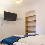 Stylish & Comfortable Studio Apt. Centrally Placed