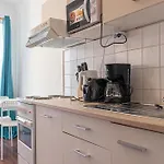 Stylish & Comfortable Studio Apt. Centrally Placed