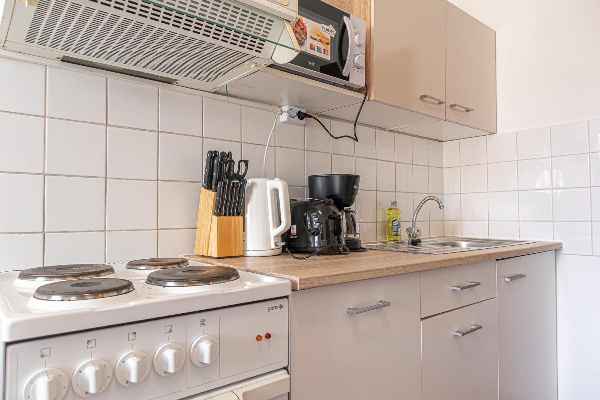 Stylish & Comfortable Apt. Centrally Placed Apartment *